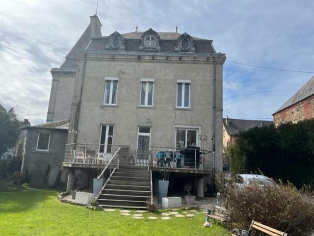 Saint-Michel  Le Petit Chateau المظهر الخارجي الصورة